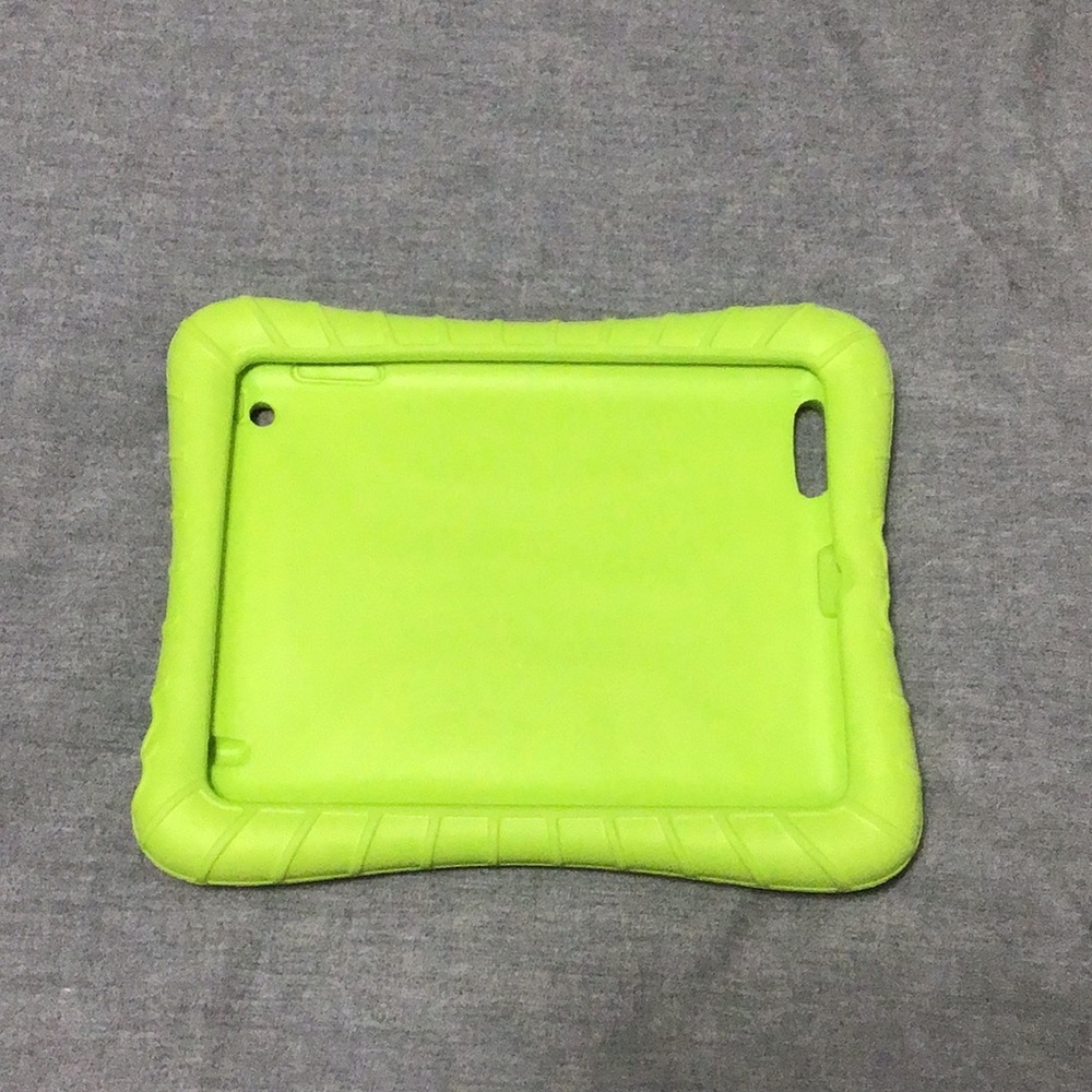 M-Edge Super Shell. IPad Protective Case - Picture 2 of 7